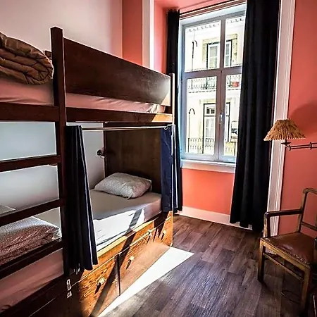 Hostal Home Lisbon Hostel *