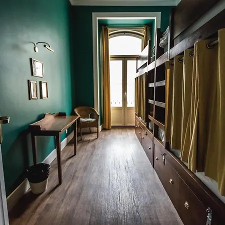 Hostel Home Lisbon Hostel *