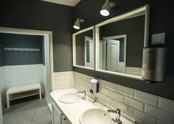 Home Lisbon Hostel Hostal