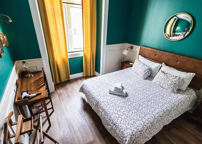 Home Lisbon Hostel Hostal